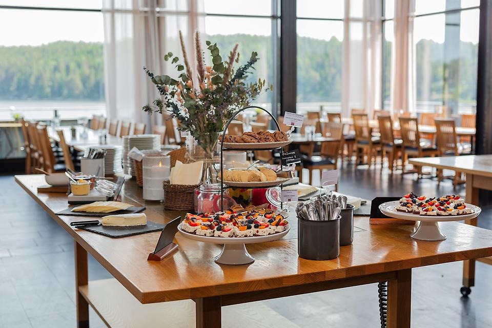Fikabord i restaurang