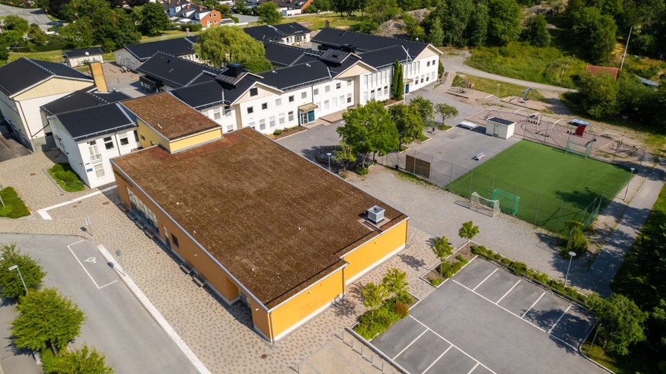 Österskärsskolan i Österskär sedd från ovan