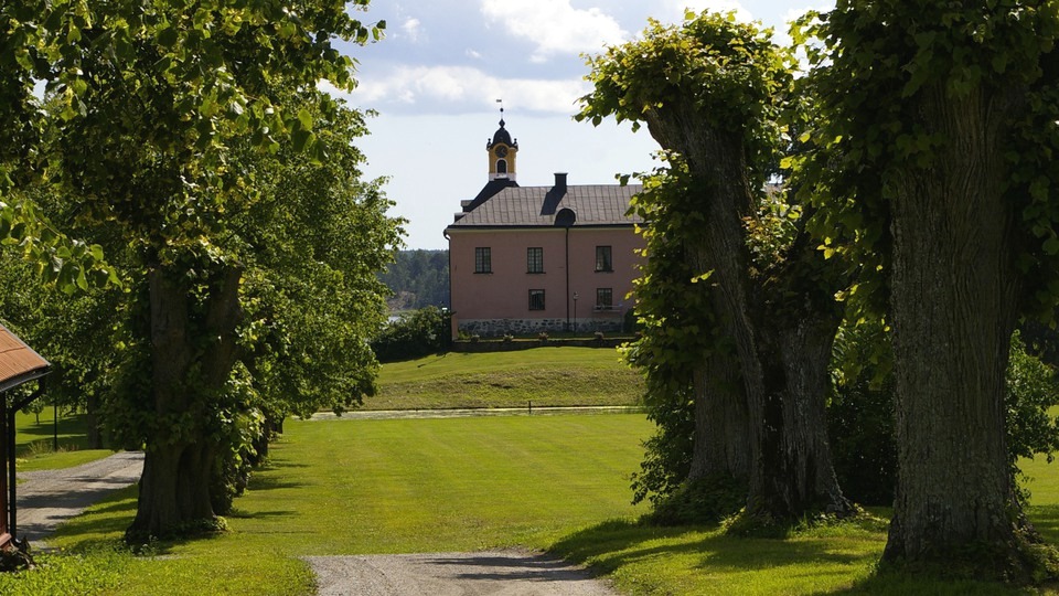 Rydboholms slott i fonden.