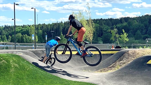 Pumptrack-bana i Täljöviksparken