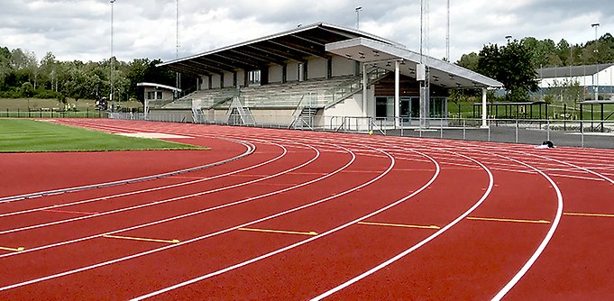 Löparbanan på Österåkers friidrottsbana