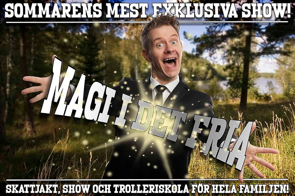 En väldigt glad man med öppna armar skrattar in i kameran.