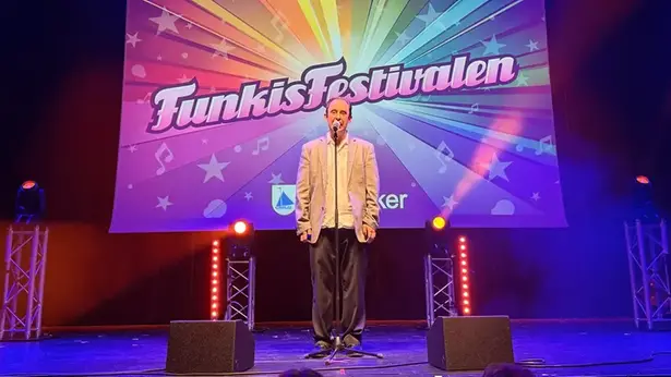 Kenny Pierre är Österåkers vinnare i Funkisfestivalen 2026