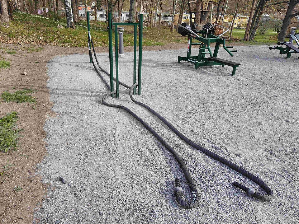 Battle ropes